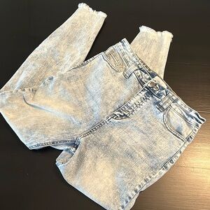 Jelly Jeans‎